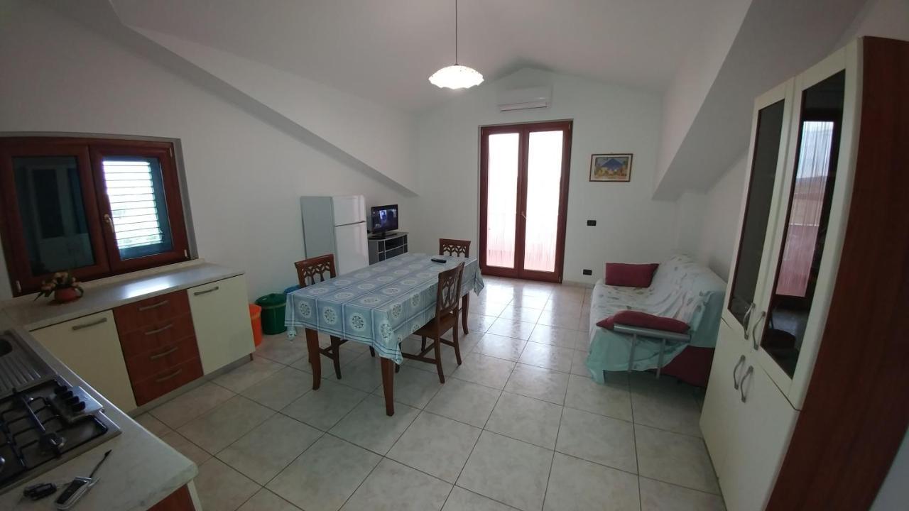 Appartamento Tra Mare E Lago Foce Varano Exterior photo